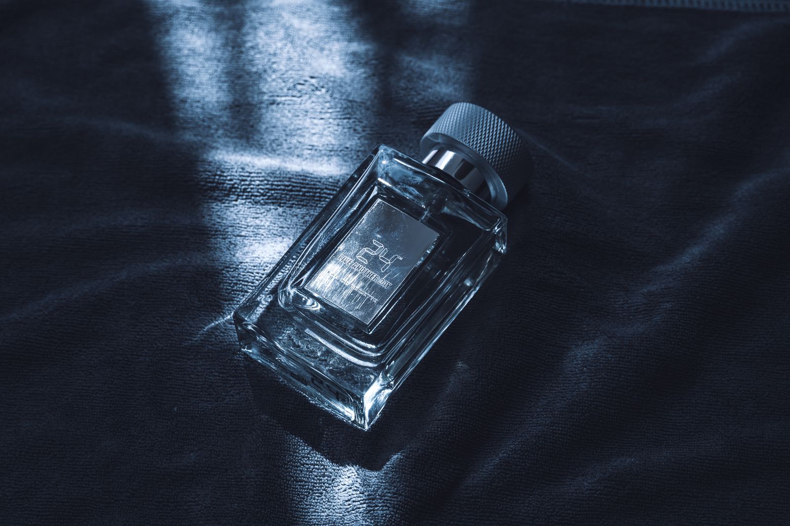 Perfume amadeirado